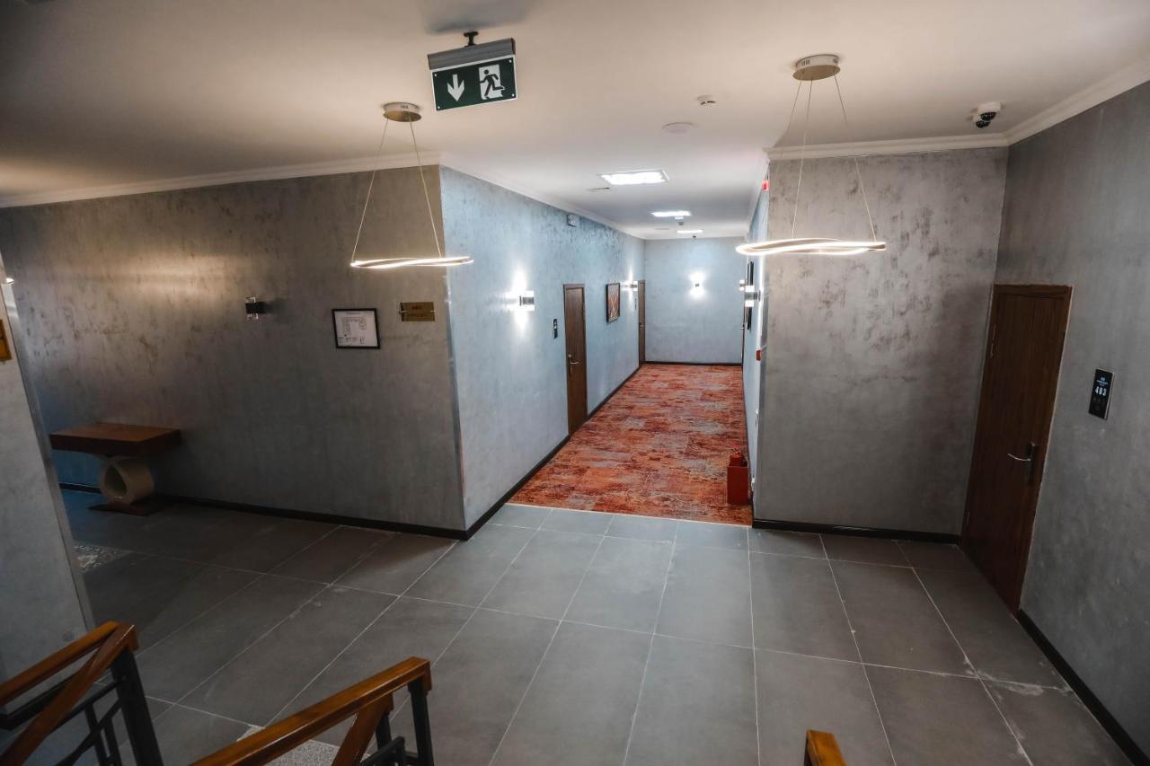 Infinity Plaza Block 1 Hotel Atyrau Bagian luar foto