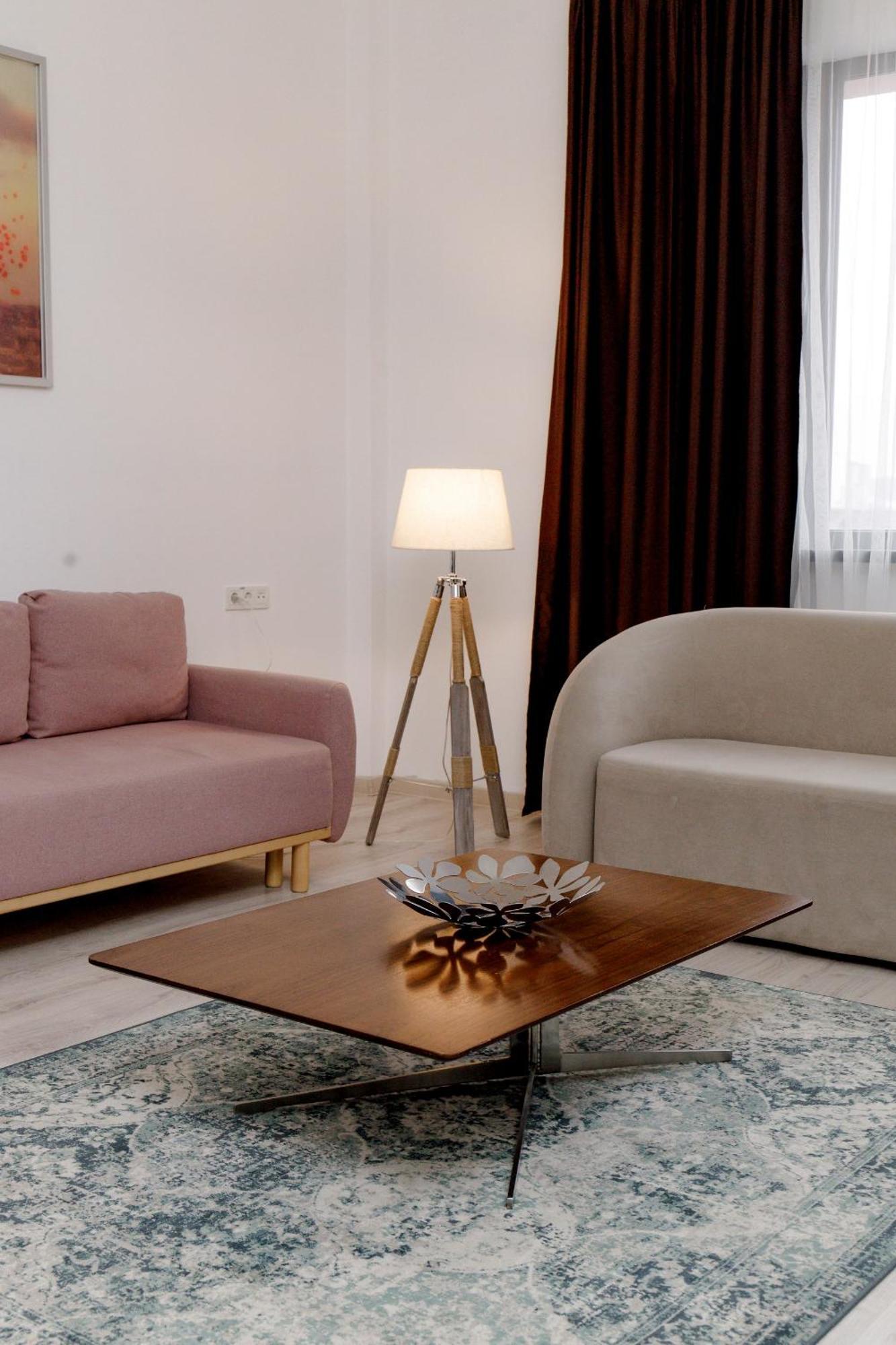 Infinity Plaza Block 1 Hotel Atyrau Bagian luar foto